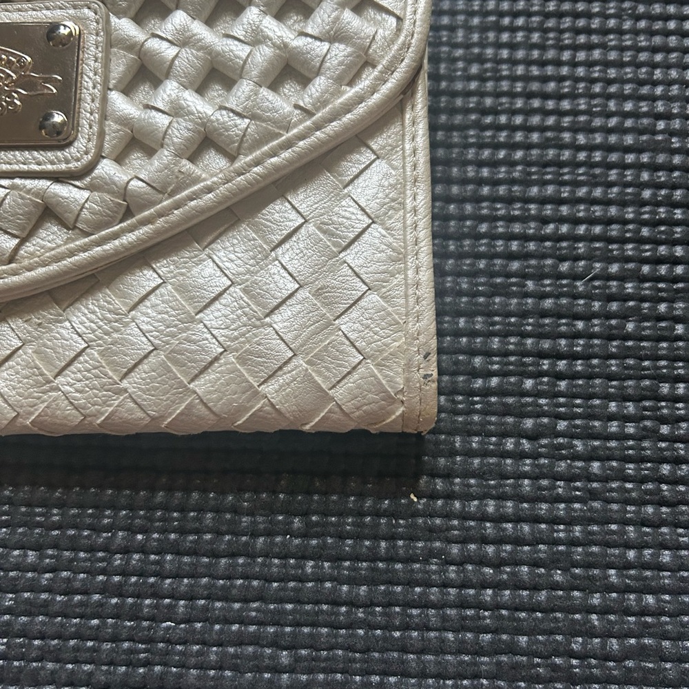 Wallet/Clutch - Picture 3 of 4